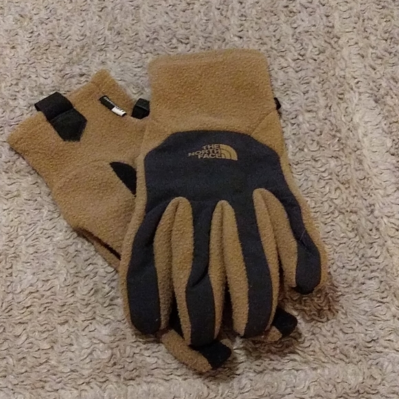 The North Face Other - VGUC NORTH FACE Gloves Tan & Blk